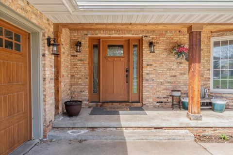 Tiny photo for 119 Sherwood Drive, Geneseo, IL 61254 (MLS # 12625186)