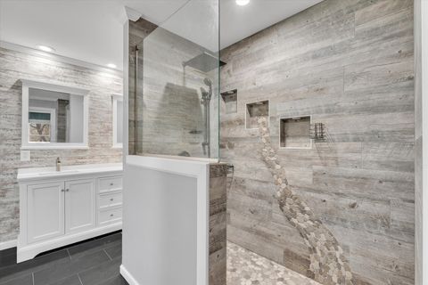 Tiny photo for 119 Sherwood Drive, Geneseo, IL 61254 (MLS # 12625186)