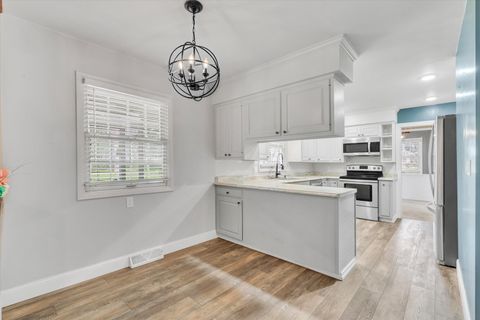 Tiny photo for 119 Sherwood Drive, Geneseo, IL 61254 (MLS # 12625186)