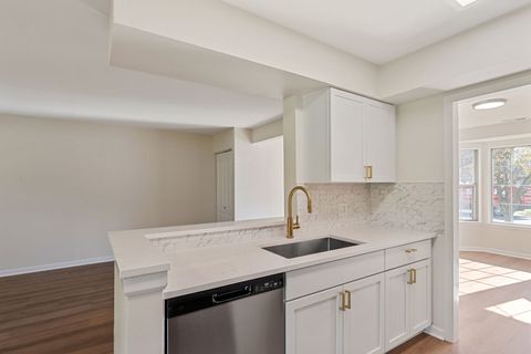 Tiny photo for 3324 Greenwich Lane, Island Lake, IL 60042 (MLS # 12516003)