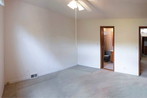 Tiny photo for 921 S Iowa Avenue, Addison, IL 60101 (MLS # 12658081)