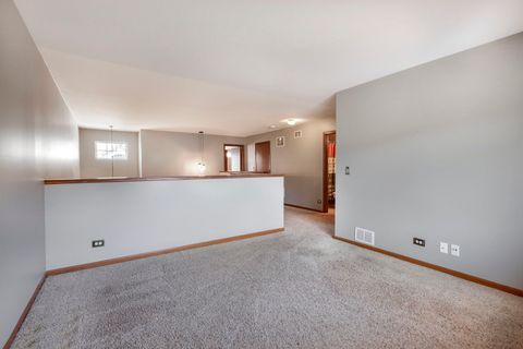 Tiny photo for 3534 BLUE RIDGE Court, Carpentersville, IL 60110 (MLS # 12608945)