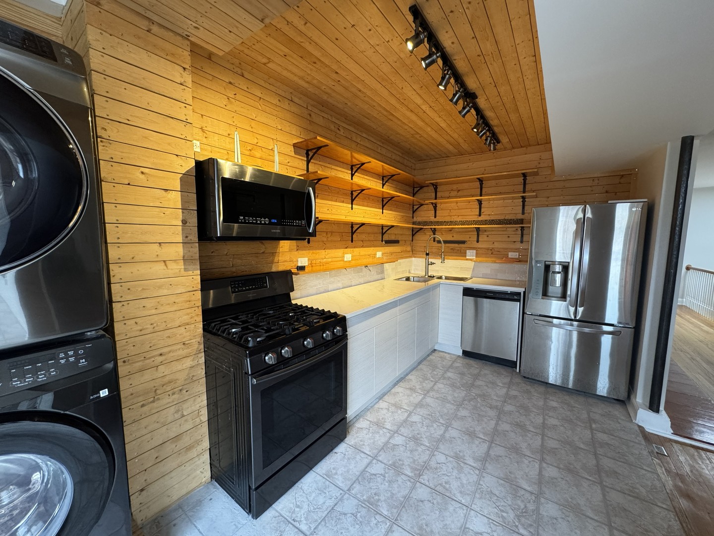 5816 W Higgins Avenue 2