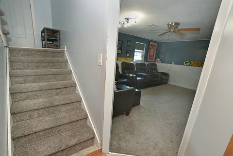 Tiny photo for 1403 Dakota Drive, Ottawa, IL 61350 (MLS # 12449366)