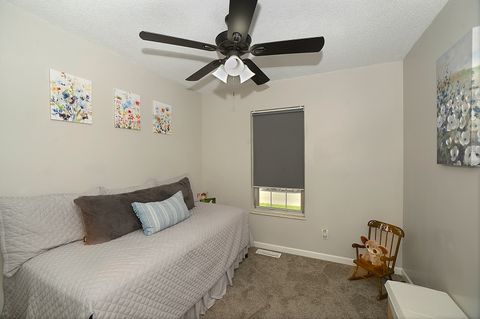 Tiny photo for 1403 Dakota Drive, Ottawa, IL 61350 (MLS # 12449366)