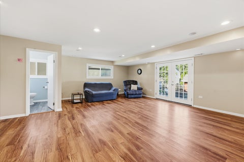 Tiny photo for 4602 Magnolia Drive, Rolling Meadows, IL 60008 (MLS # 12759112)