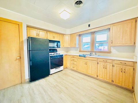 Tiny photo for 907 Polk Street, Streator, IL 61364 (MLS # 12404014)