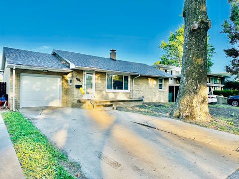 Tiny photo for 907 Polk Street, Streator, IL 61364 (MLS # 12404014)