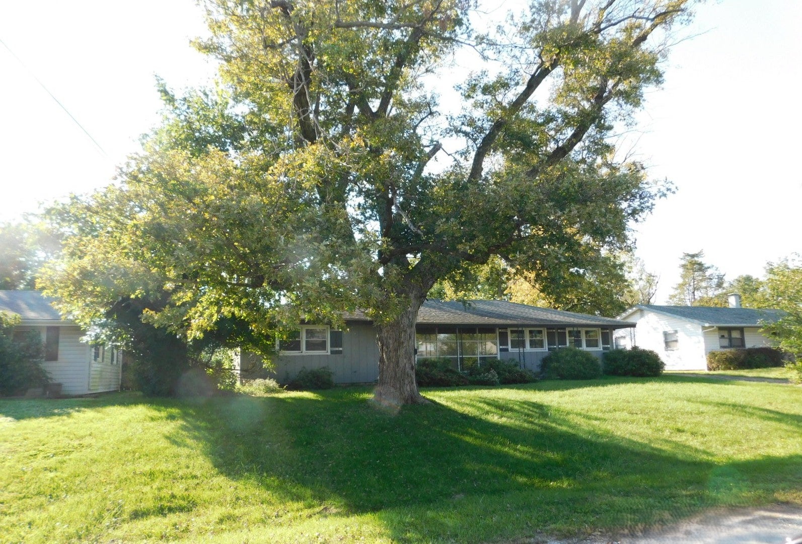 19020 Baker Avenue
