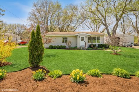 119 Raffel Road Woodstock IL 60098