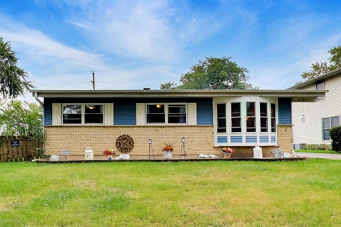 Photo of 2307 Fulle Street, Rolling Meadows, IL 60008 (MLS # 12765916)