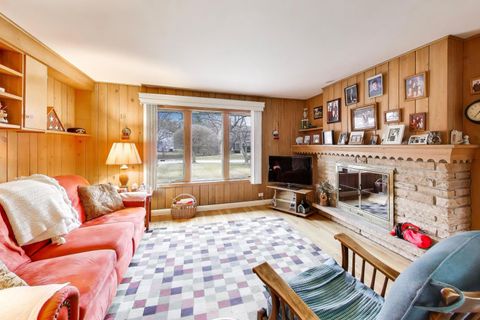 Tiny photo for 156 High Holborn, Lake Forest, IL 60045 (MLS # 12593220)