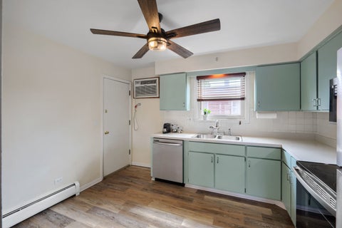 Tiny photo for 406 FRANKLIN Avenue #2D, River Forest, IL 60305 (MLS # 12756957)