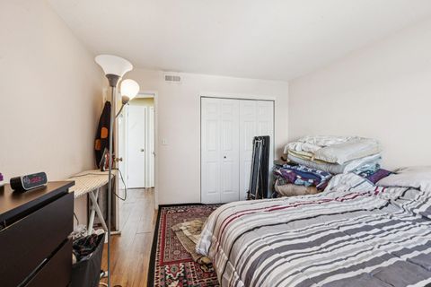 Tiny photo for 6301 N Sheridan Road #14M, Chicago, IL 60660 (MLS # 12556013)