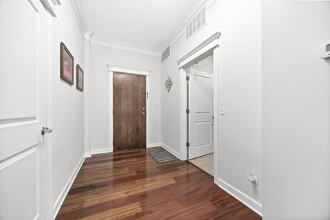 Tiny photo for 4929 FOREST Avenue #2E, Downers Grove, IL 60515 (MLS # 12518379)