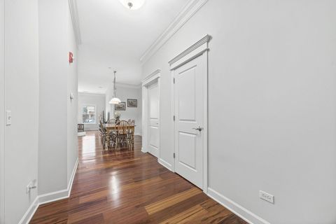 Tiny photo for 4929 FOREST Avenue #2E, Downers Grove, IL 60515 (MLS # 12518379)