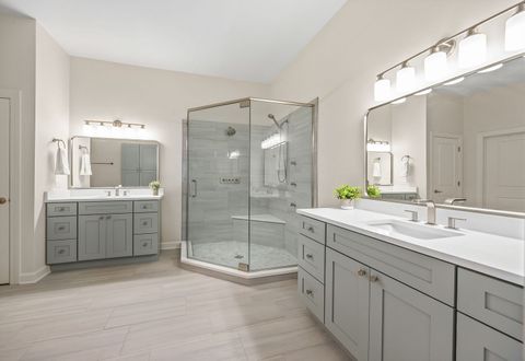 Tiny photo for 4929 FOREST Avenue #2E, Downers Grove, IL 60515 (MLS # 12518379)