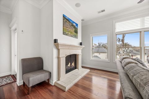 Tiny photo for 4929 FOREST Avenue #2E, Downers Grove, IL 60515 (MLS # 12518379)