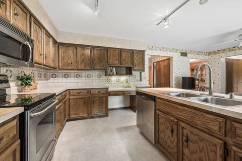 Tiny photo for 12N320 Jackson Drive, Elgin, IL 60124 (MLS # 12646969)