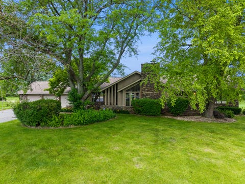 Tiny photo for 12N320 Jackson Drive, Elgin, IL 60124 (MLS # 12646969)