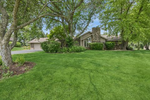 Photo of 12N320 Jackson Drive, Elgin, IL 60124 (MLS # 12646969)