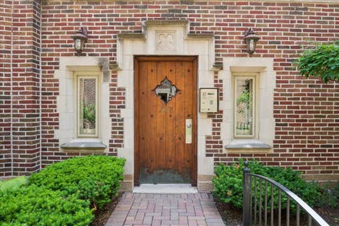 Tiny photo for 1118 Washington Boulevard #3A, Oak Park, IL 60302 (MLS # 12666326)