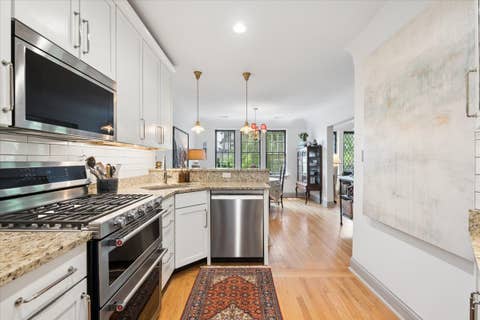 Tiny photo for 1118 Washington Boulevard #3A, Oak Park, IL 60302 (MLS # 12666326)