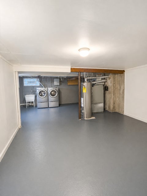 Tiny photo for 2108 E 95th Place, Chicago, IL 60617 (MLS # 12747088)