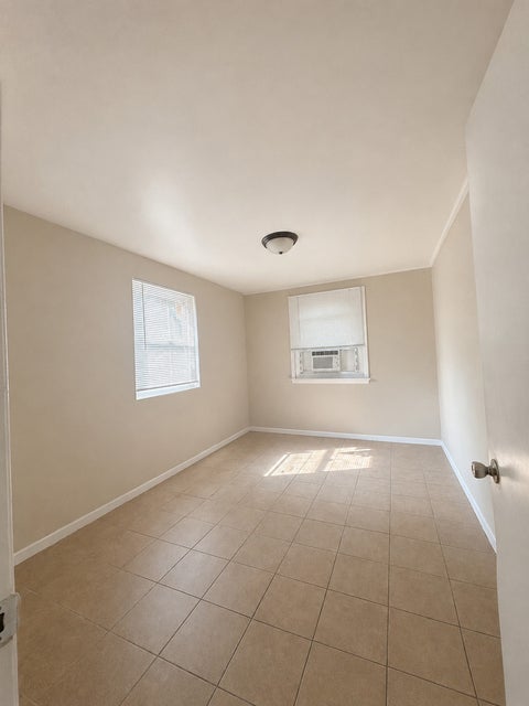 Tiny photo for 2108 E 95th Place, Chicago, IL 60617 (MLS # 12747088)