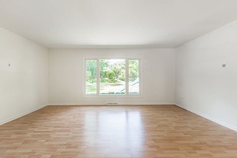 Tiny photo for 1912 FRIARS Lane, Mundelein, IL 60060 (MLS # 12460224)