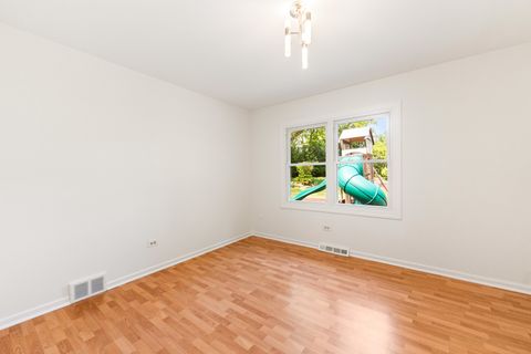 Tiny photo for 1912 FRIARS Lane, Mundelein, IL 60060 (MLS # 12460224)