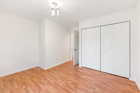 Tiny photo for 1912 FRIARS Lane, Mundelein, IL 60060 (MLS # 12460224)