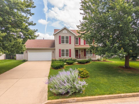 Tiny photo for 709 Platt Way, Hudson, IL 61748 (MLS # 12689376)