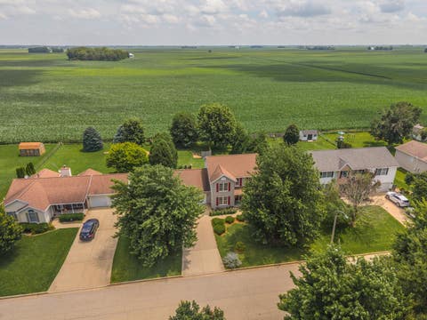 Tiny photo for 709 Platt Way, Hudson, IL 61748 (MLS # 12689376)