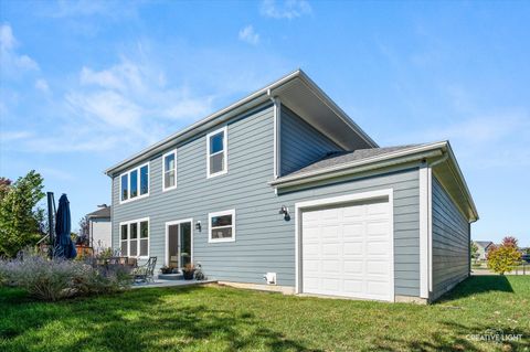 Tiny photo for 24539 Bantry Drive, Shorewood, IL 60404 (MLS # 12628711)