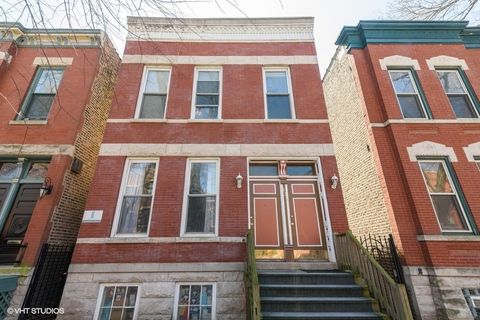 1939 W Thomas Street Chicago IL 60622