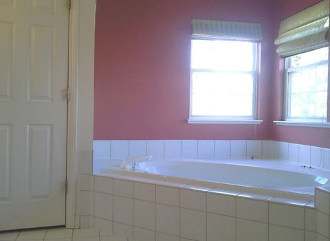 Tiny photo for 430 Muirfield Lane, Riverwoods, IL 60015 (MLS # 12632332)