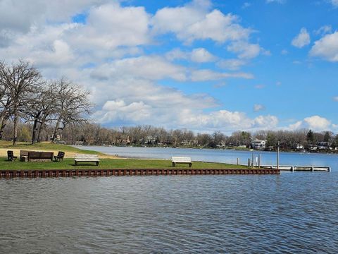Tiny photo for 58 Vail Colony #7, Fox Lake, IL 60020 (MLS # 12616189)