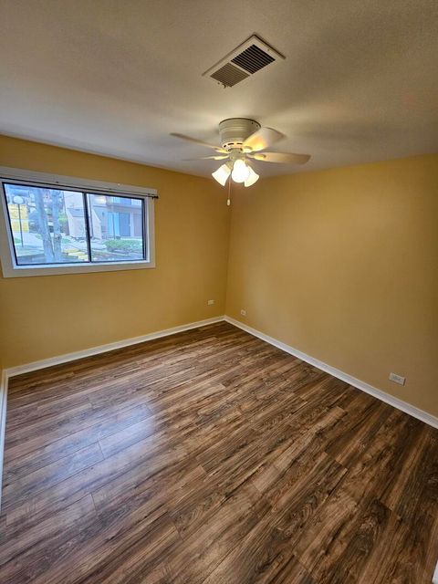 Tiny photo for 58 Vail Colony #7, Fox Lake, IL 60020 (MLS # 12616189)