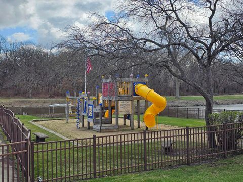 Tiny photo for 58 Vail Colony #7, Fox Lake, IL 60020 (MLS # 12616189)