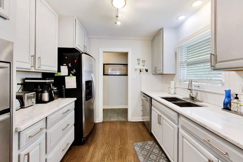 Tiny photo for 157 Walton Street, Barrington, IL 60010 (MLS # 12642711)