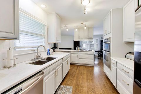 Tiny photo for 157 Walton Street, Barrington, IL 60010 (MLS # 12642711)