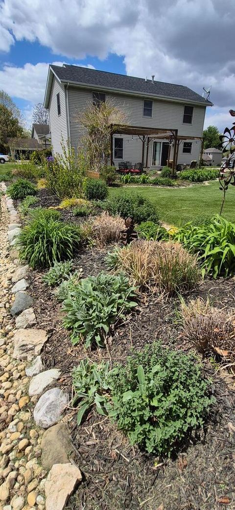 Tiny photo for 804 Banbury Street, Ottawa, IL 61350 (MLS # 12636609)