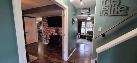Tiny photo for 804 Banbury Street, Ottawa, IL 61350 (MLS # 12636609)