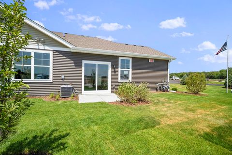 Tiny photo for 2375 Glacier Street, Pingree Grove, IL 60140 (MLS # 12500094)