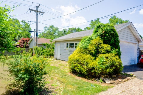 Tiny photo for 221 W Courtland Street, Mundelein, IL 60060 (MLS # 12712649)