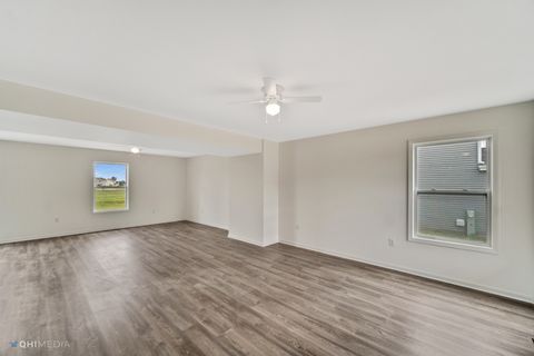 Tiny photo for 718 Western Drive, Braidwood, IL 60408 (MLS # 12675056)