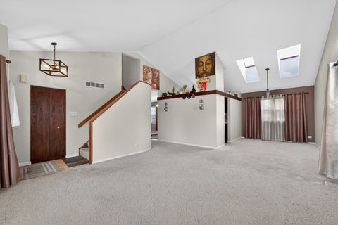 Tiny photo for 1254 Red Oak Court, Elgin, IL 60120 (MLS # 12576261)