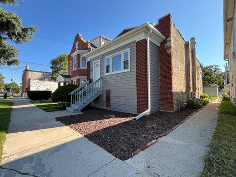 Tiny photo for 2613 Highland Avenue, Berwyn, IL 60402 (MLS # 12481474)
