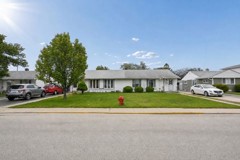 Photo of Hometown, IL 60456 (MLS # 12643335)
